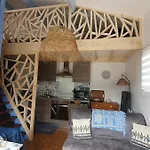 Maisonnette Acces Direct Chemin Cotier, Piscine Et Tennis *