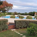 Holiday home Maisonnette Acces Direct Chemin Cotier, Piscine Et Tennis *